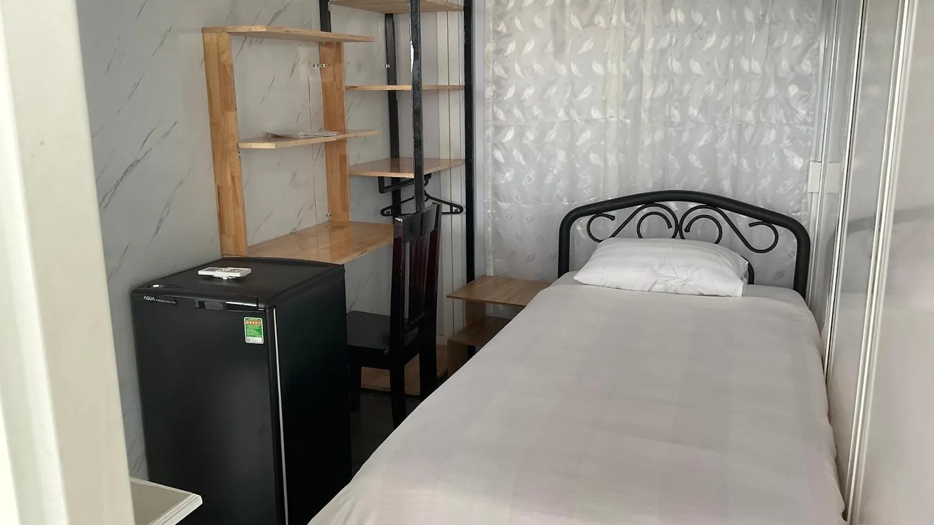 **  Khach San Minh Chau - Hoa Hung Hotel Ho Chi Minh City Vietnam