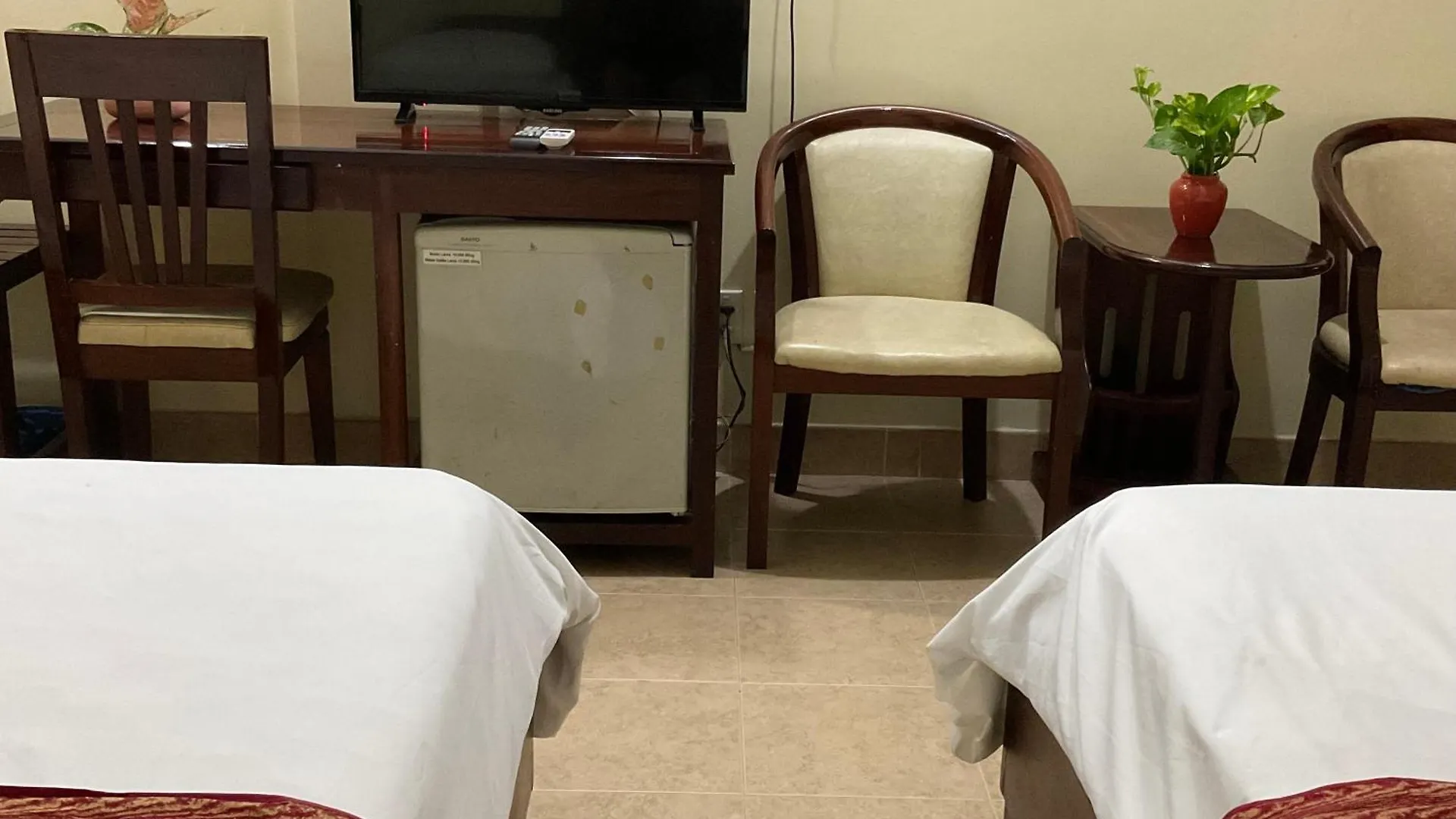 Khach San Minh Chau - Hoa Hung Hotel Ho Chi Minh City 2*,  Vietnam