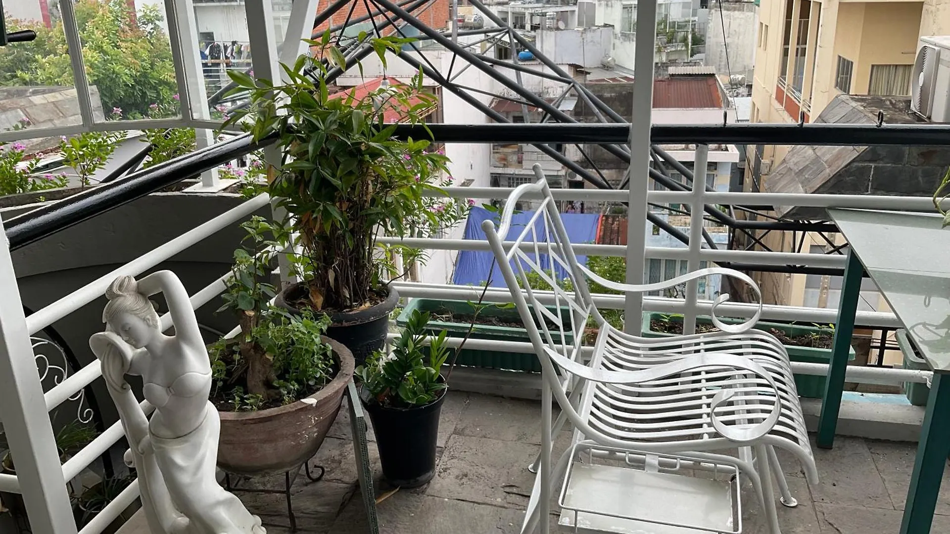 Khach San Minh Chau - Hoa Hung Hotel Ho Chi Minh City