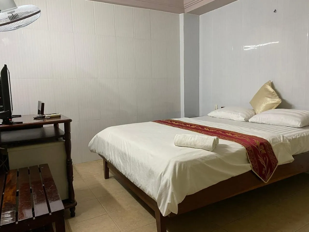 Khach San Minh Chau - Hoa Hung Hotel Ho Chi Minh City