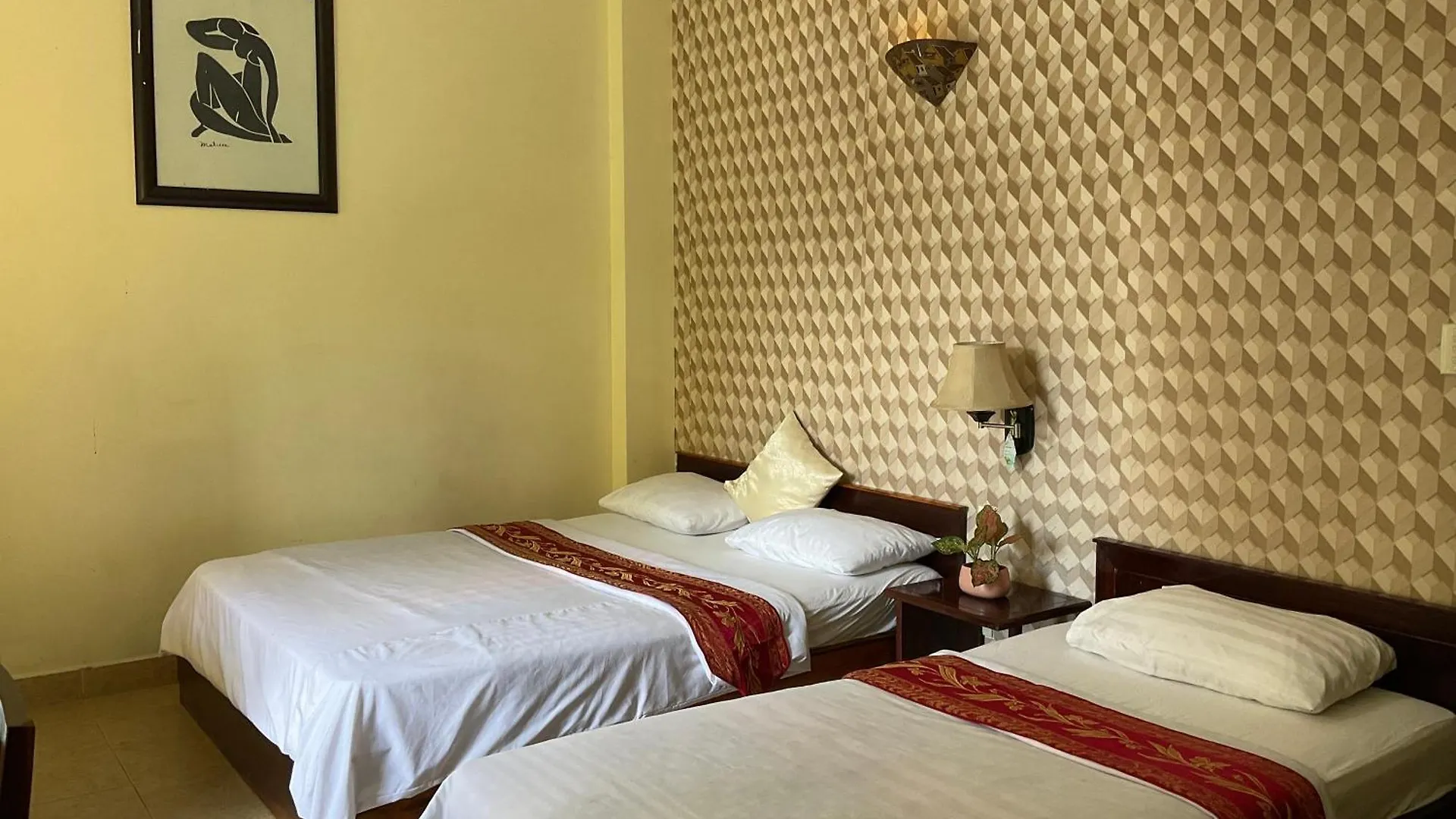 Khach San Minh Chau - Hoa Hung Hotel Ho Chi Minh City 2*,  Vietnam