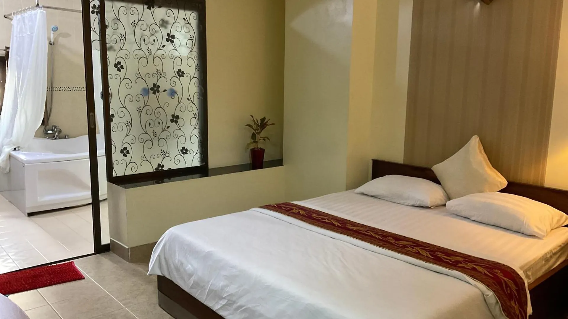 Khach San Minh Chau - Hoa Hung Hotel Ho Chi Minh City 2*,  Vietnam