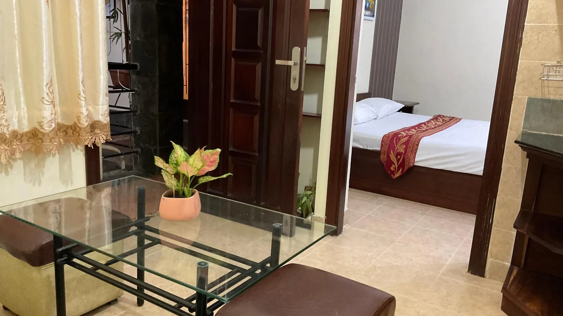 Khach San Minh Chau - Hoa Hung Hotel Ho Chi Minh City